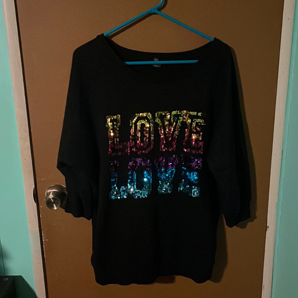 Love sequin sweatshirt